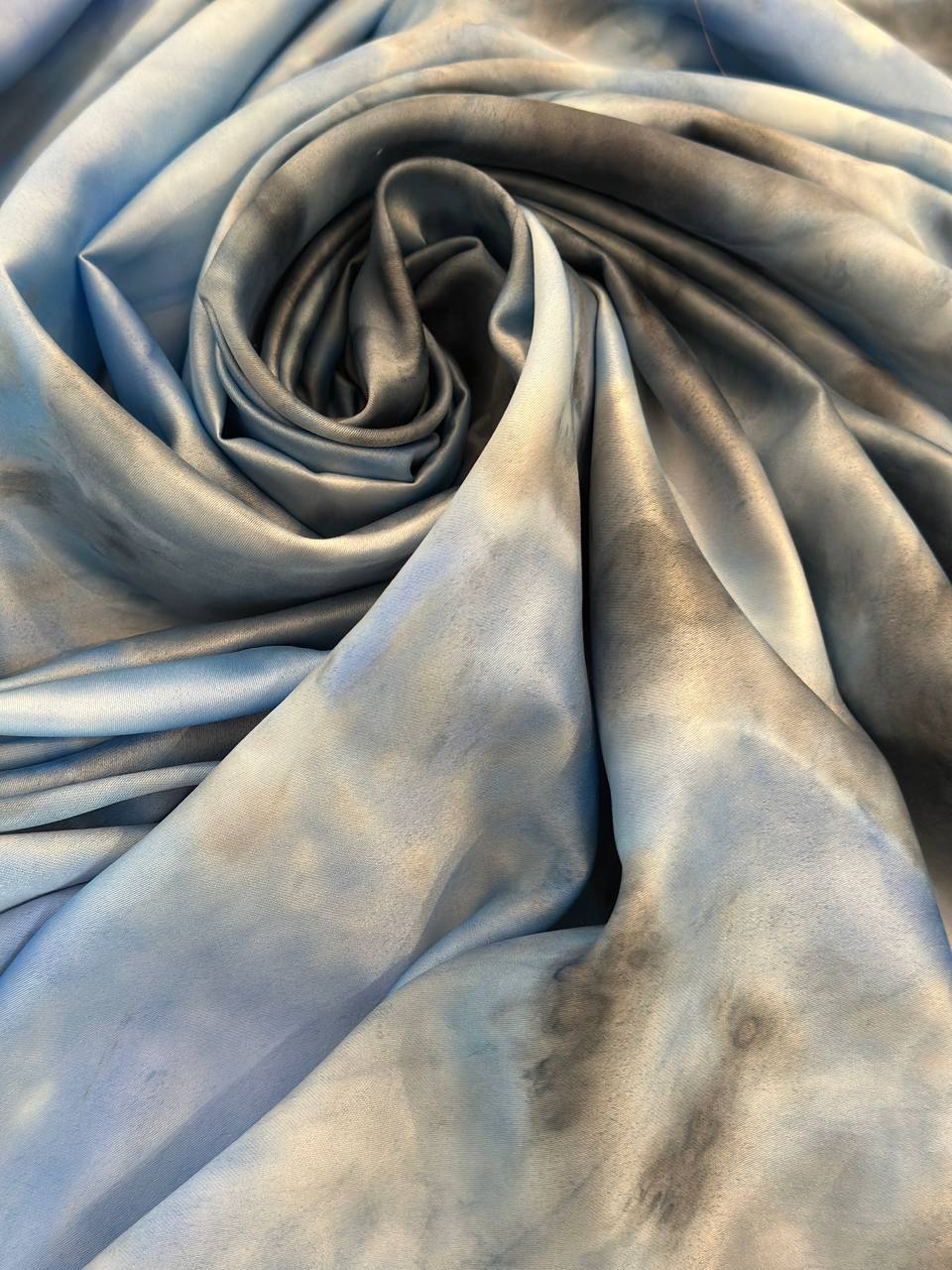 Portrait of  (Nice, France) Photo 4 of 4.