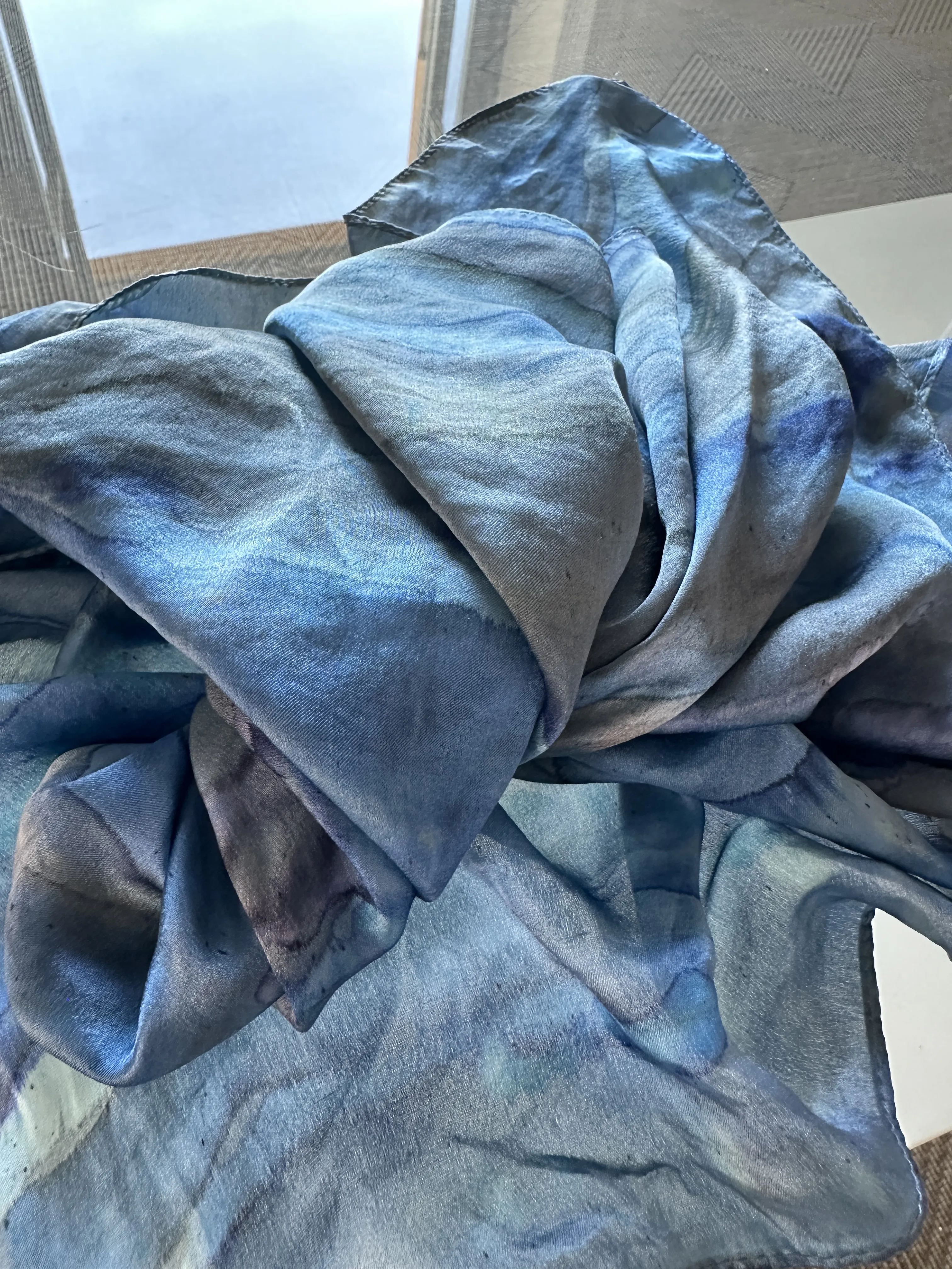 Image of Untitled by , size: 68*68, priced at €50 Photo 4 of 5.